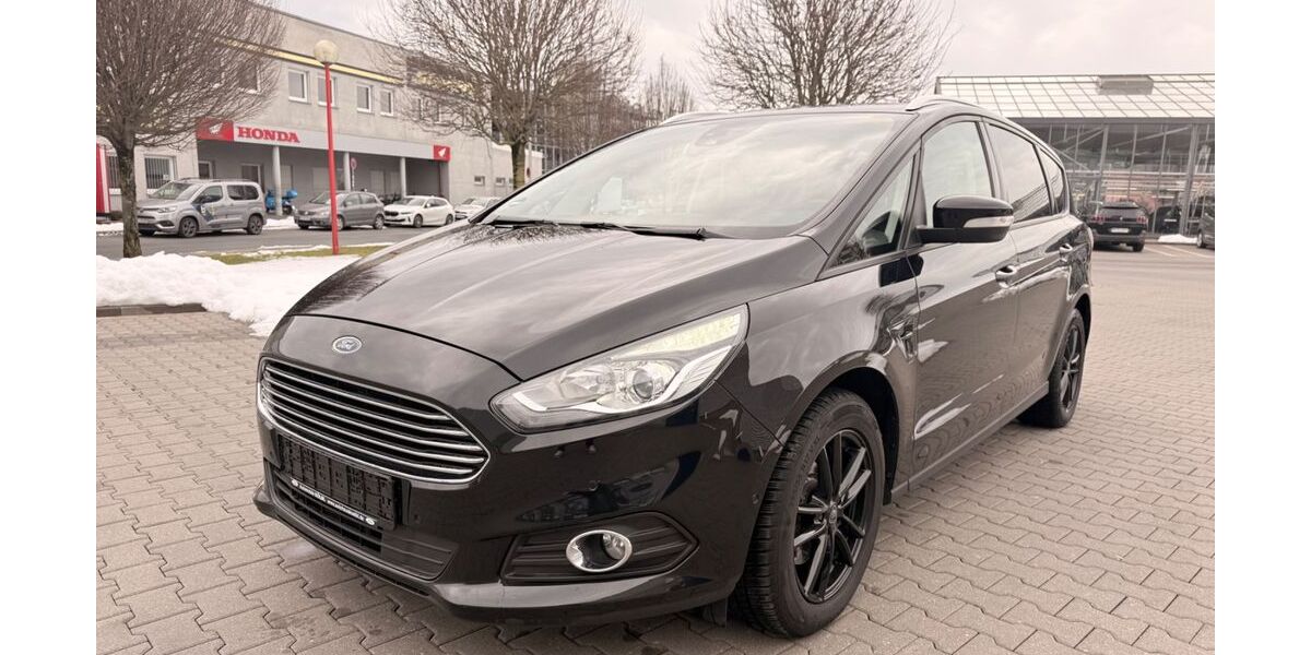 Ford S-Max 124.000 km 15.990 &euro; Fürth 90763