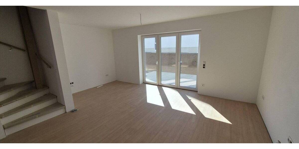 Reihenmittelhaus Fuldatal Ihringshausen - 4 Zimmer, 140 m&sup2;, 1.690&euro; | Angebot:26089762