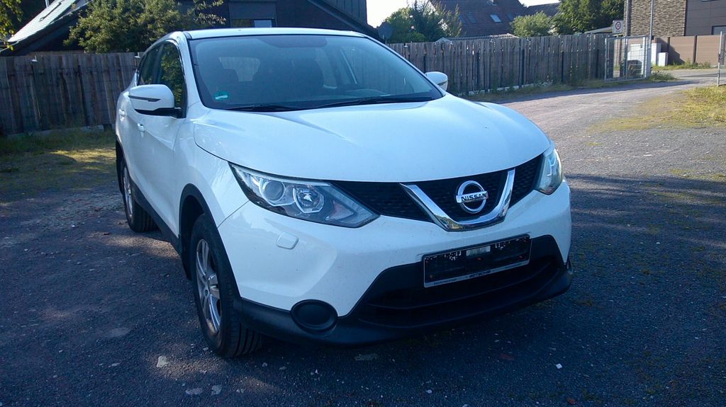 Nissan Qashqai 204.000 km 5.900 &euro; Rötgesbüttel 38531