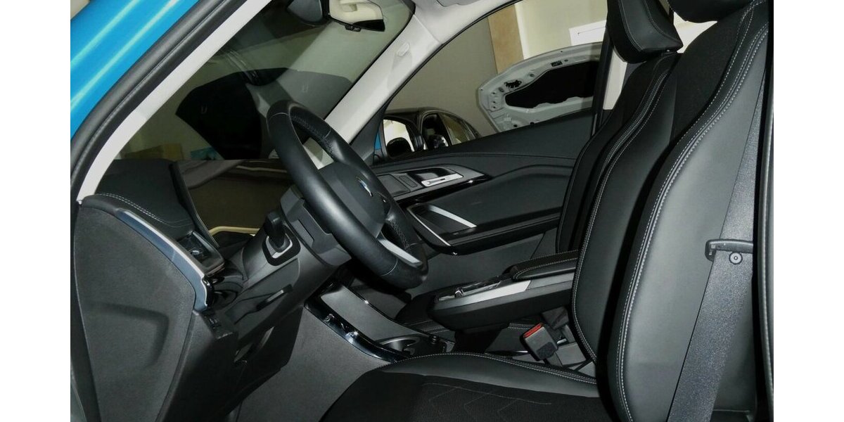 BMW X1 23d xDrive x-Line AHK,360°,HUD,Leder 38.900 km 36.590 &euro; Landshut 84030