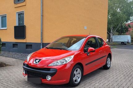 Peugeot 207 183.000 km 2.300 &euro; Köln 51069
