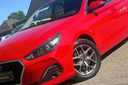 Hyundai i30 70.000 km 14.599 &euro; Krefeld 47805