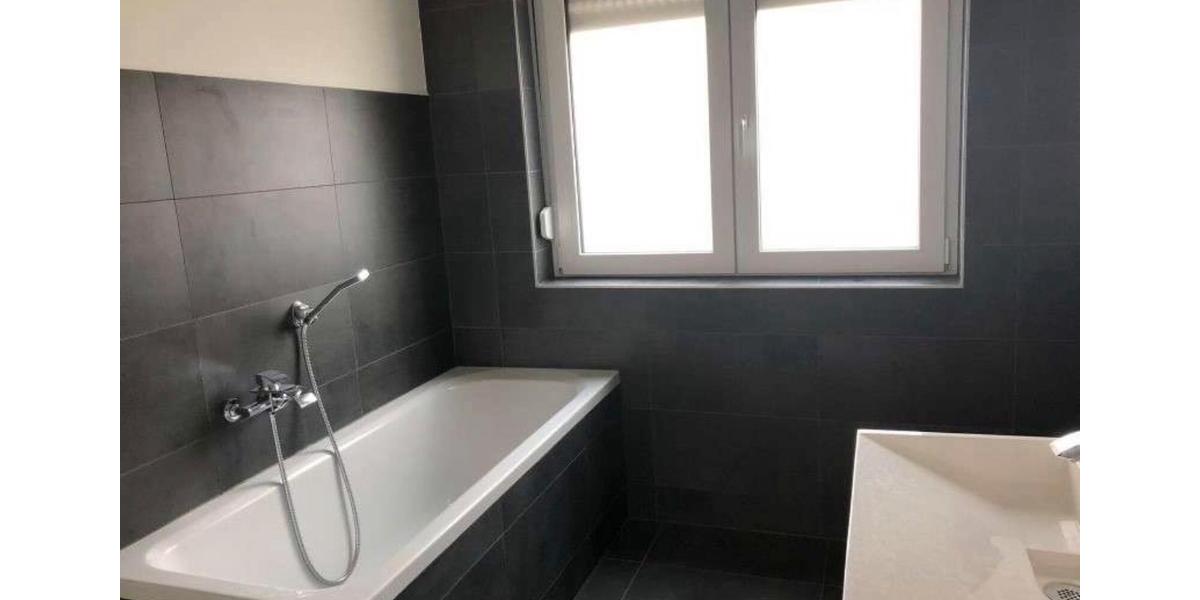 Erdgeschoßwohnung Bamberg Am Bruderwald - 3 Zimmer, 104 m&sup2;, 1.550&euro; | Angebot:25405480