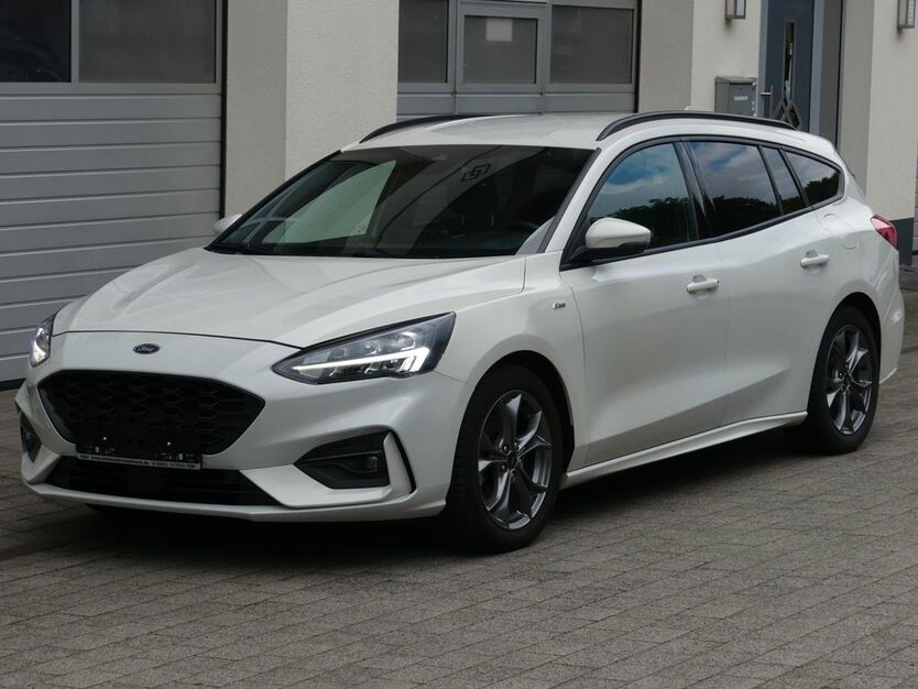 Ford Focus 43.370 km 17.990 € Ehrenberg-Seiferts 36115