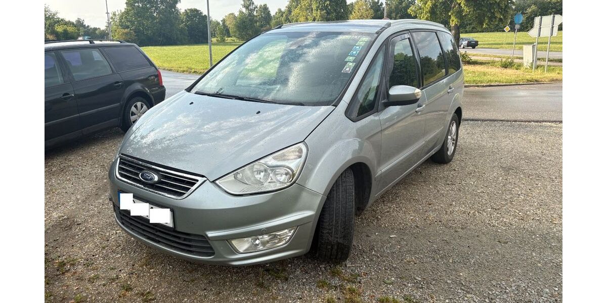 Ford Galaxy 84.000 km 13.600 &euro; Gangkofen 84140