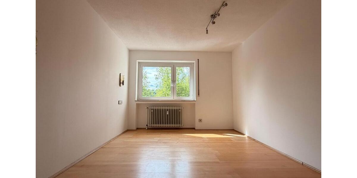 Etagenwohnung Biberach an der Riß - 4.5 Zimmer, 90 m&sup2;, 900&euro; | Angebot:26636246