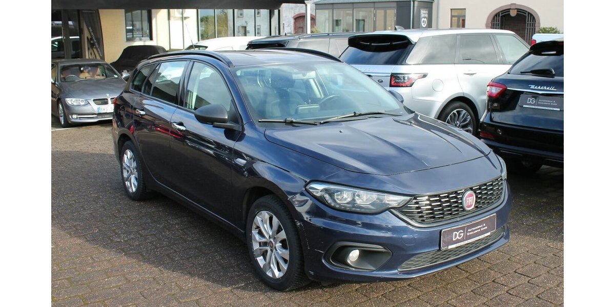 Fiat Tipo Lounge 1.6 MultiJet 232.400 km 6.999 &euro; Badem 54657