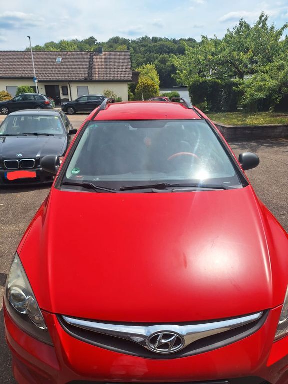 i30