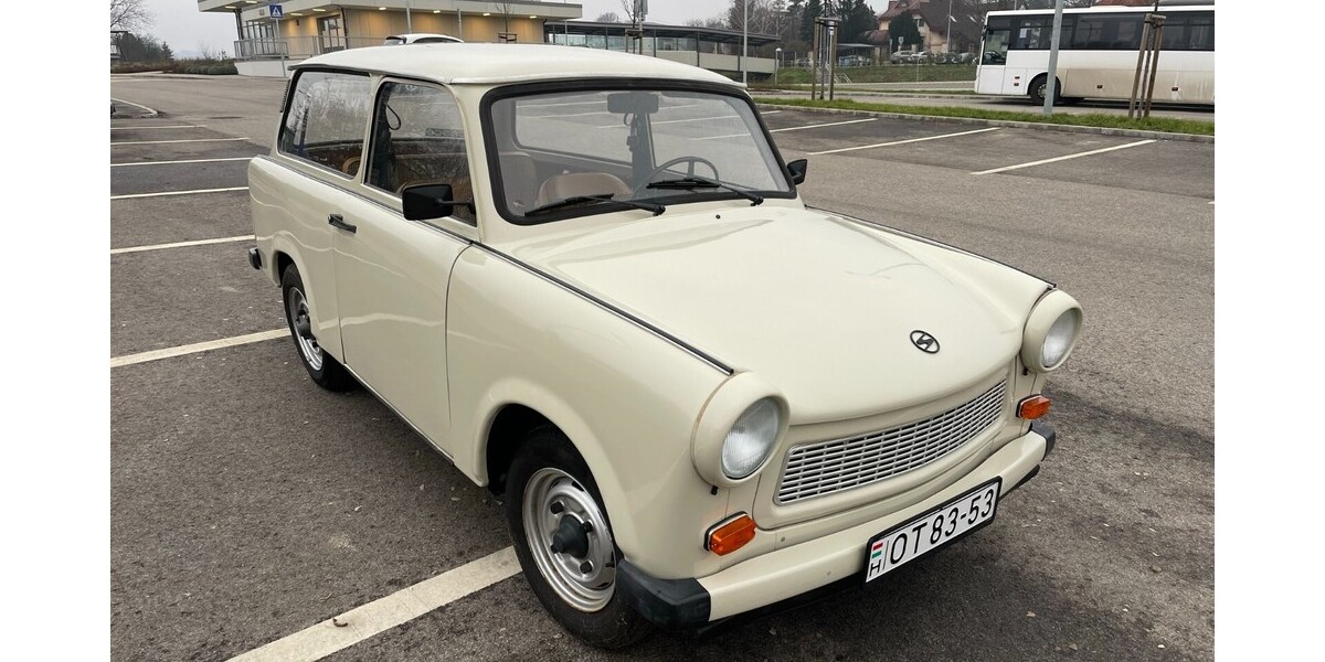 Trabant P 601 Universal 69.000 km 11.990 &euro; Budapest 