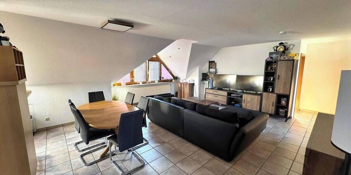 Etagenwohnung Albstadt Ebingen - 3 Zimmer, 86 m&sup2;, 199.000&euro; | Angebot:25928566