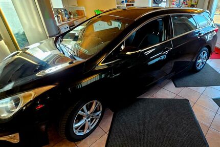 Hyundai i40 187.000 km 5.550 &euro; Metelsdorf 23972