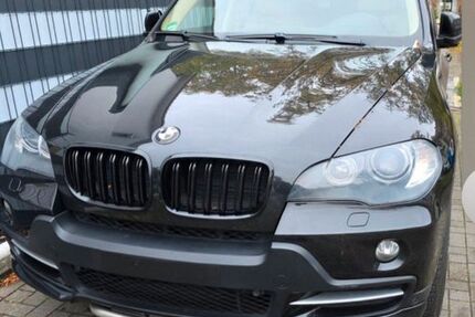 BMW X5 270.000 km 7.200 &euro; Lübeck 23556