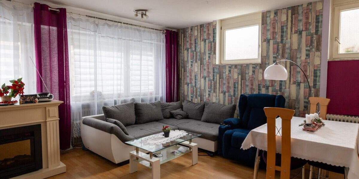 Mehrfamilienhaus, Wohnhaus Delmenhorst Iprump/Varrelgraben - 7 Zimmer, 286 m&sup2;, 333.000&euro; | Angebot:23960321