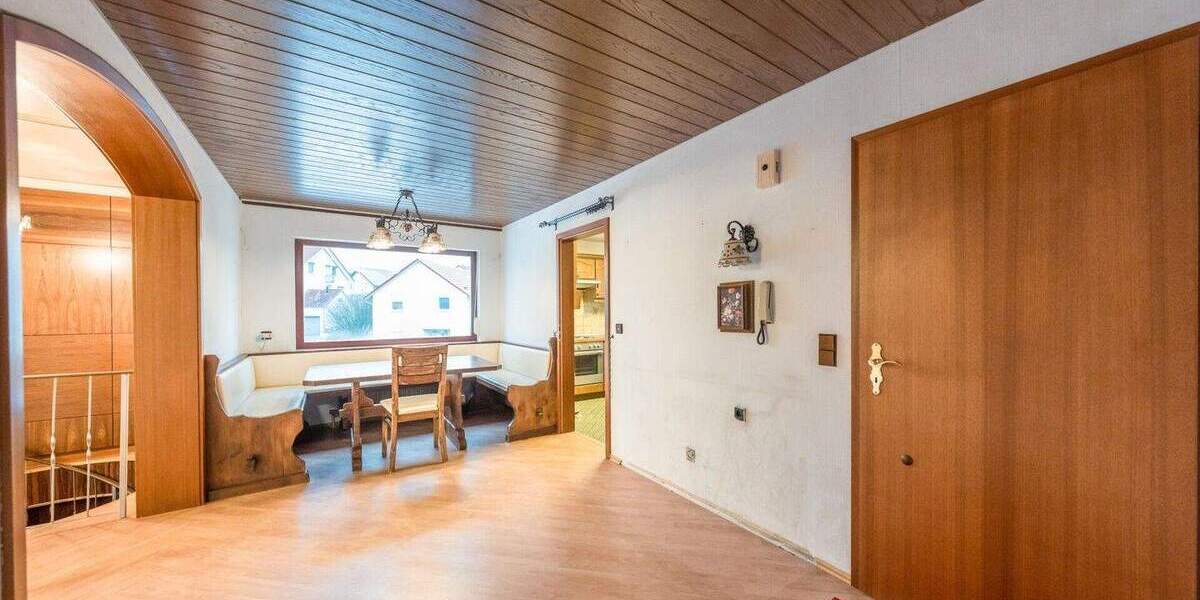 Einfamilienhaus Leutenbach-Weiler zum Stein Weiler zum Stein - 7 Zimmer, 181 m&sup2;, 695.000&euro; | Angebot:25744961
