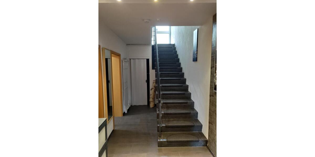 Terrassenwohnung Remscheid Remscheid-Süd - 3 Zimmer, 88 m&sup2;, 219.000&euro; | Angebot:24109079