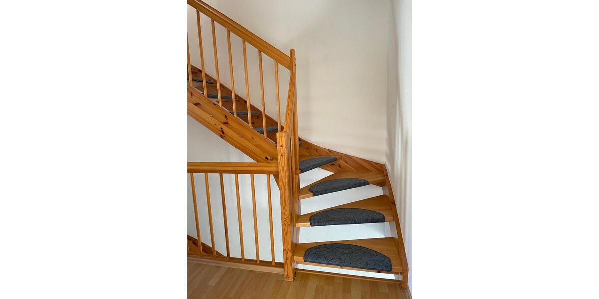 Einfamilienhaus Rottenburg am Neckar - 1.750&euro; | Angebot:25353132