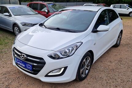 Hyundai i30 68.000 km 10.999 &euro; Saarbrücken 66117