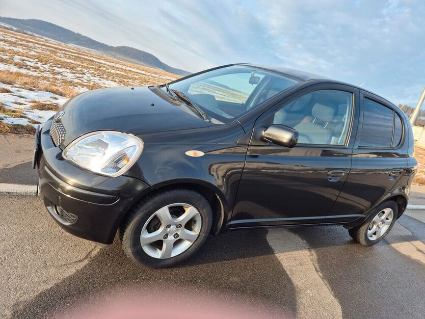 Yaris