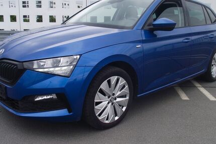 Skoda Scala 69.990 km 12.990 &euro; Berlin 13435