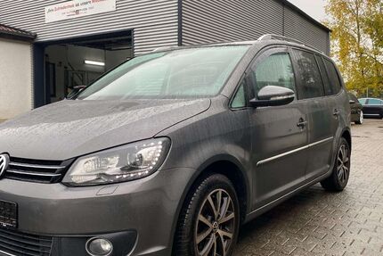 VW Touran 119.000 km 13.199 € Eppstein 65817
