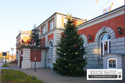 Repräsentatives Einzeldenkmal mit ausgezeichnetem Entwicklungspotenzial für Wohnungen und Gewerbe : Bahnhof Bützow in Mecklenburg-Vorpommern
