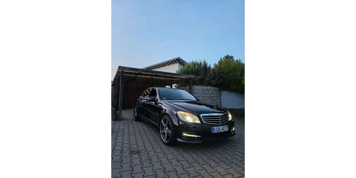 Mercedes-Benz 300 240.000 km 9.900 &euro; Eisenberg 67304