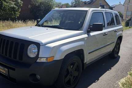 Jeep Patriot 137.000 km 7.990 &euro; Friedrichsdorf/Köppern 61381