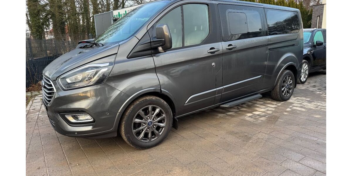 Ford Tourneo Custom 51.960 km 37.999 &euro; Isernhagen OT Altwarmbüchen bei Hannover A2/A7 30916