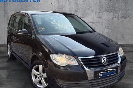 VW Touran 240.000 km 2.999 € March 79232