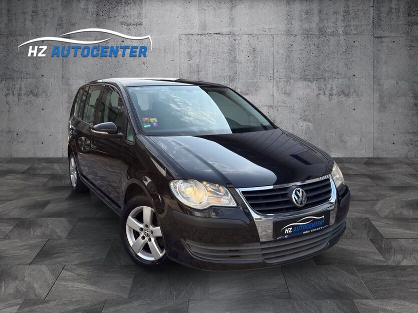VW Touran 240.000 km 2.999 € March 79232