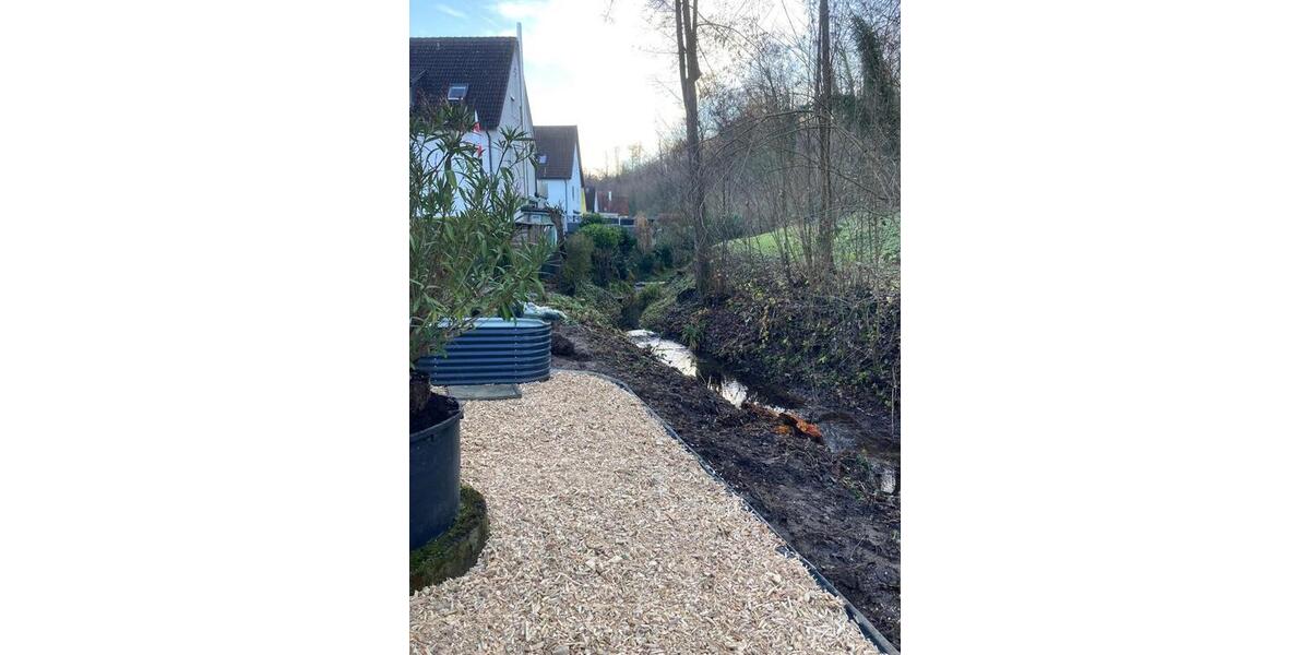 Frisch renovierte 1-Zimmer Wohnung im EG + Arbeitszimmer 2 zimmer