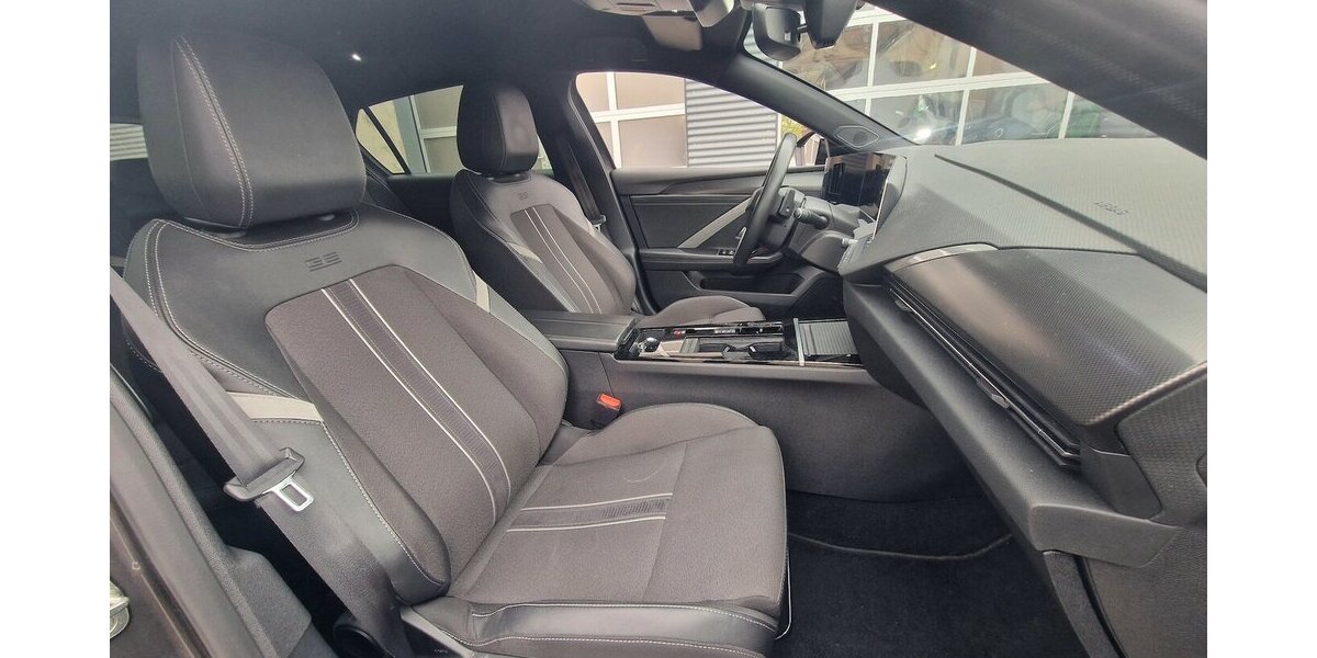 Opel Astra 1.5DGS Line Klimaautomatik Automatik 64.000 km 21.998 &euro; Landau 76829