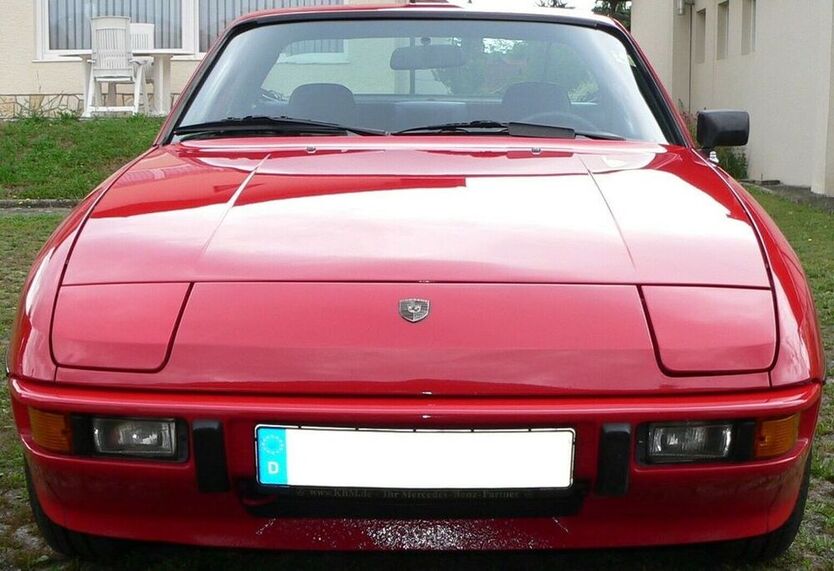 924