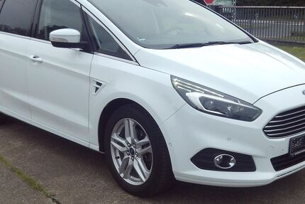 Ford S-Max 147.802 km 12.490 &euro; Lippstadt-Lipperbruch 59558