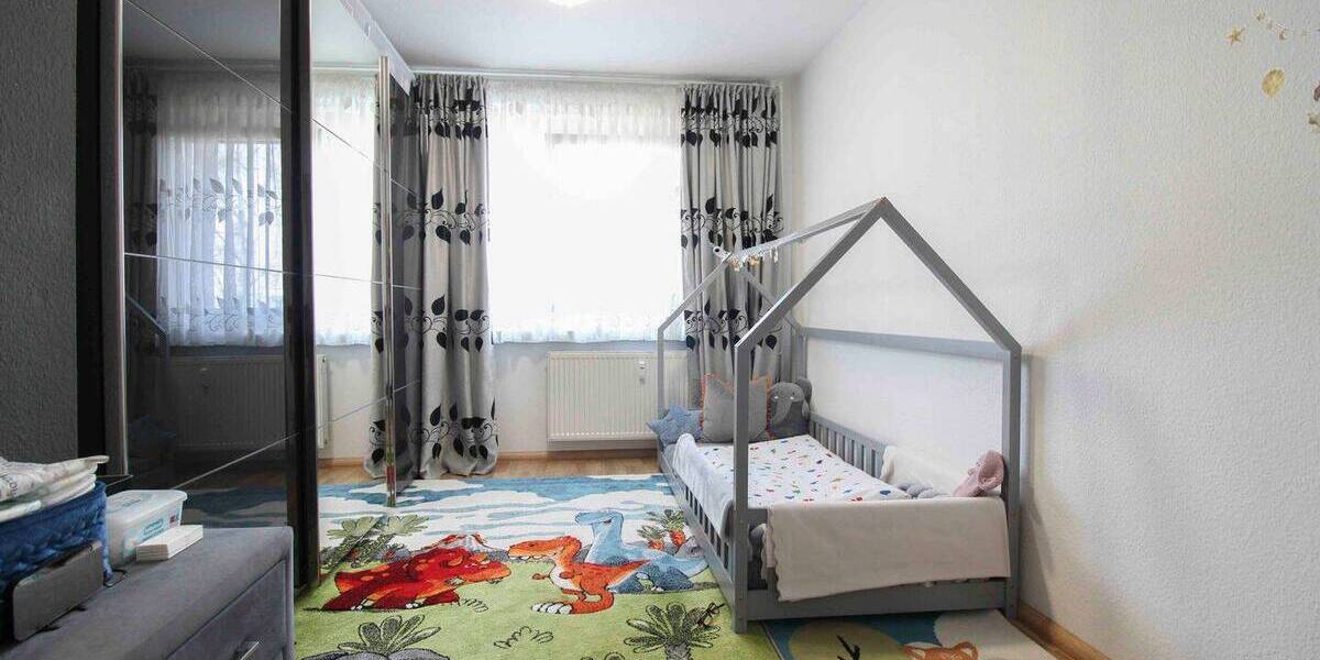 Etagenwohnung Chemnitz Hutholz - 3 Zimmer, 76 m&sup2;, 125.000&euro; | Angebot:26451302