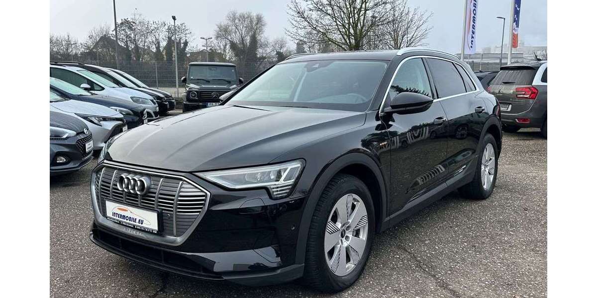 Audi e-tron 65.766 km 29.750 &euro; Gernsbach 76593