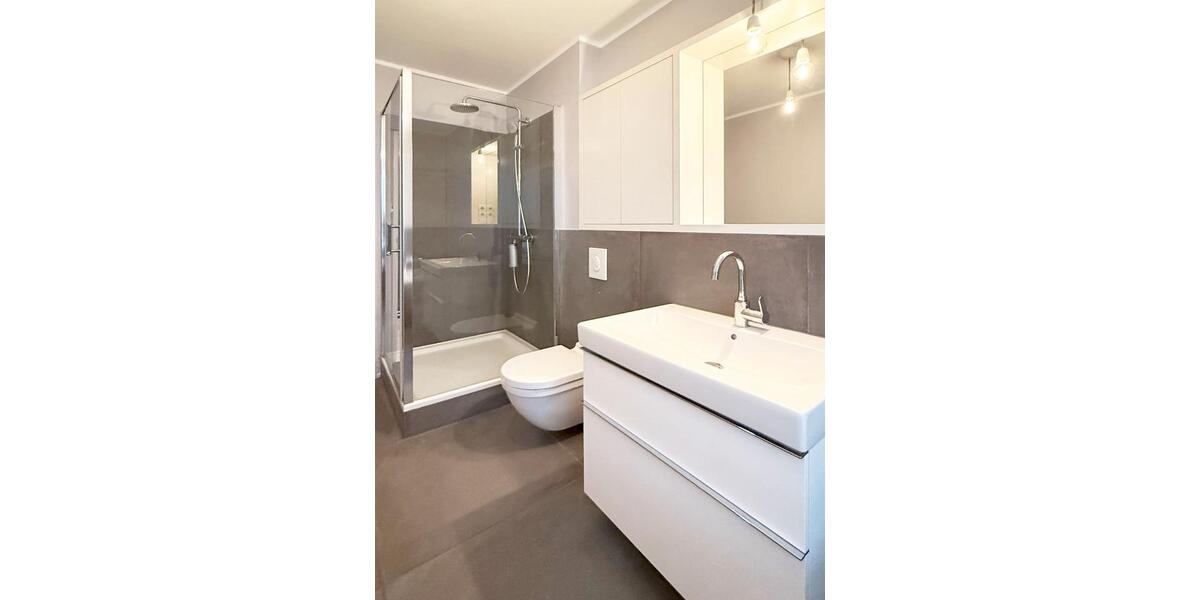 Etagenwohnung Berlin Friedrichshain-Kreuzberg - 5 Zimmer, 135 m&sup2;, 900.000&euro; | Angebot:26018449