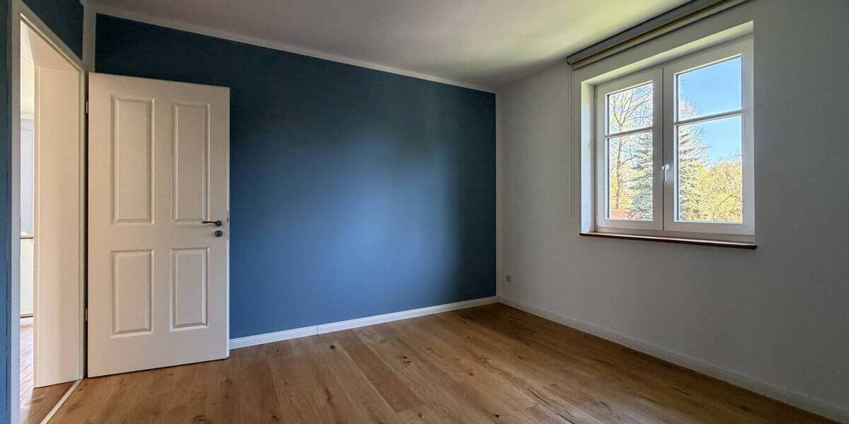 Repräsentatives Haus für die große Familie, weitläufiges Grundstück in ruhiger Lage Finkenkrug - Einfamilienhaus Falkensee / Finkenkrug Falkensee | Angebot:26381857