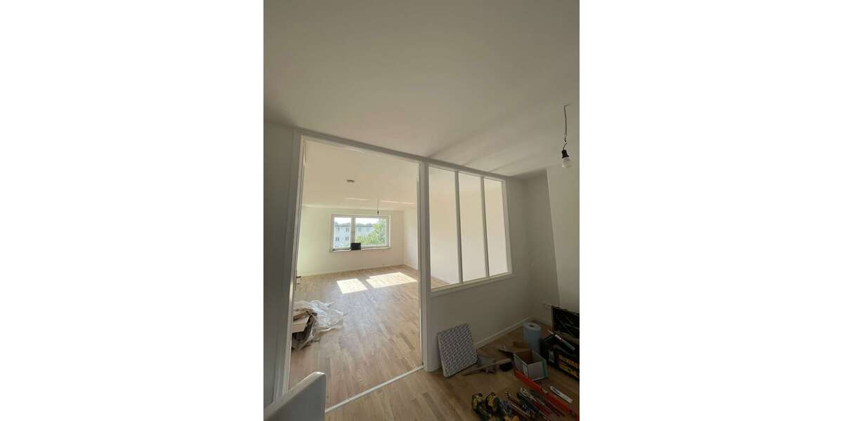 Etagenwohnung München Schwabing-Freimann - 3 Zimmer, 80 m&sup2;, 1.990&euro; | Angebot:27145168