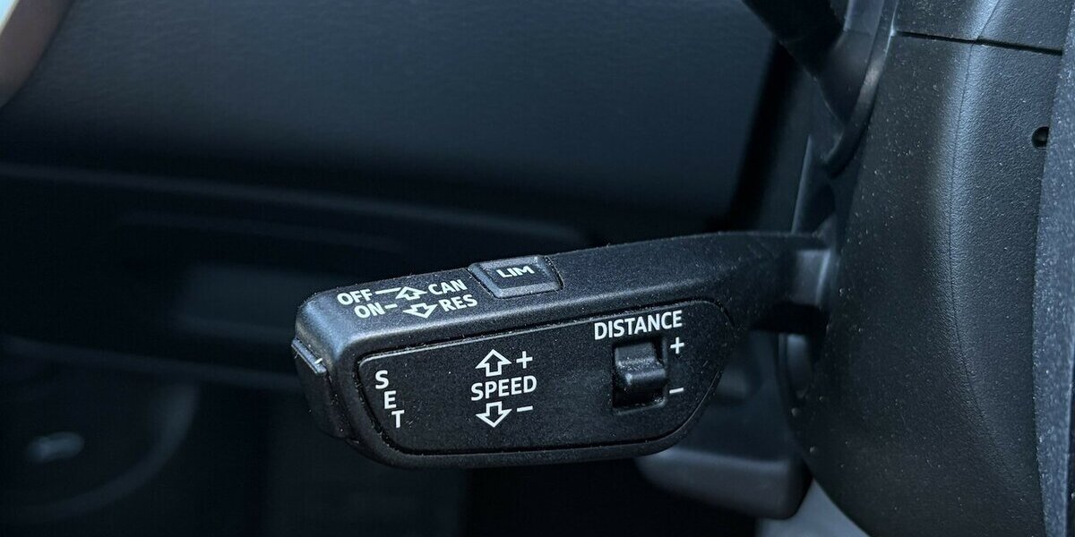 Audi A6 40 TDI quattro sport 360°/STANDHZ/NAVI/AHK 95.919 km 28.900 &euro; Villingen-Schwenningen 78054