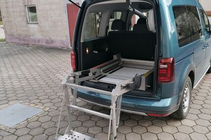 VW Caddy 125.000 km 22.999 &euro; Velden 92135