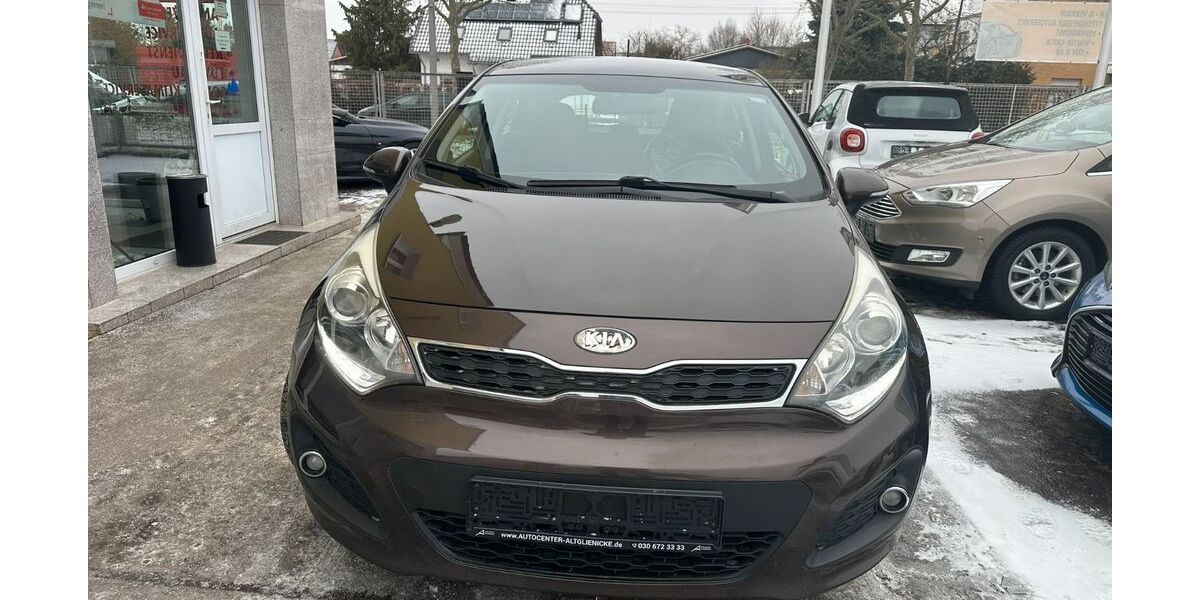 Kia Rio 53.211 km 10.990 &euro; Berlin 12524