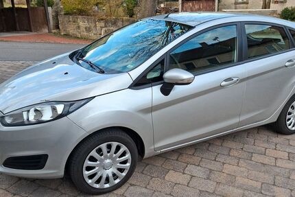 Ford Fiesta 91.000 km 5.200 &euro; Breitbrunn 96151