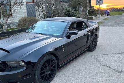 Ford Mustang 125.000 km 19.900 &euro; Garbsen 30826