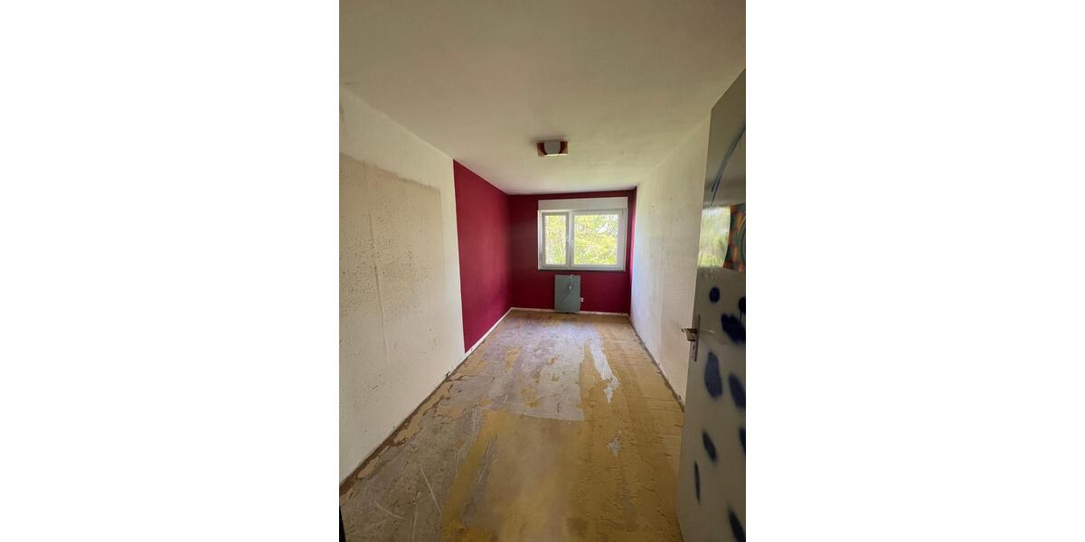 Mehrfamilienhaus, Wohnhaus Friedrichshafen Allmannsweiler - 4 Zimmer, 77 m&sup2;, 200.000&euro; | Angebot:26712818