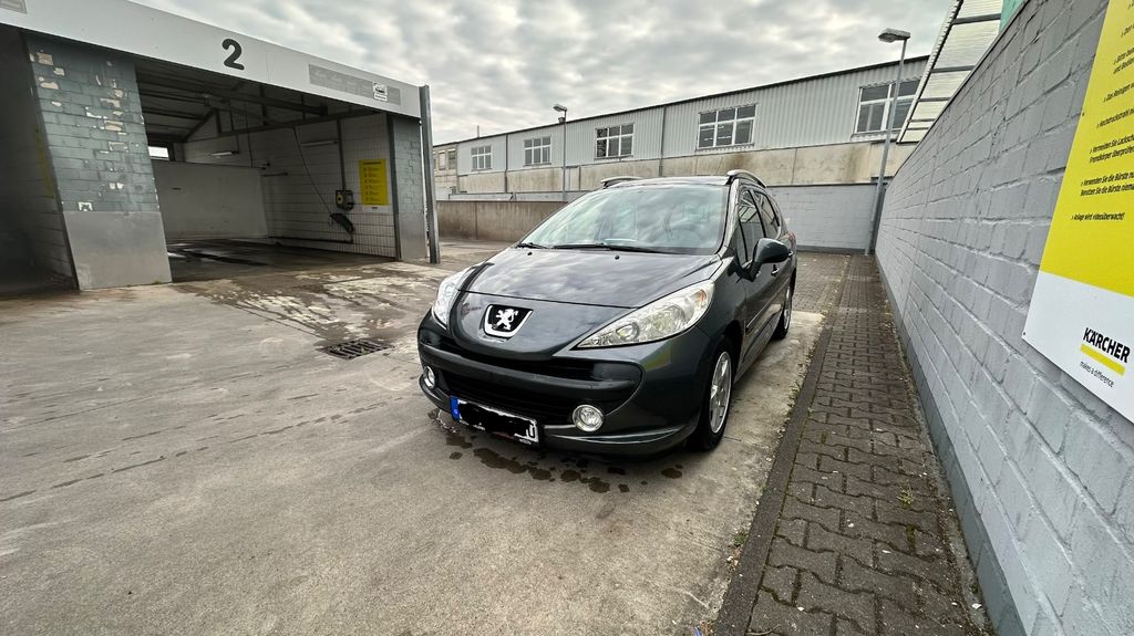 Peugeot 207 116.500 km 2.950 &euro; Mönchengladbach 41239