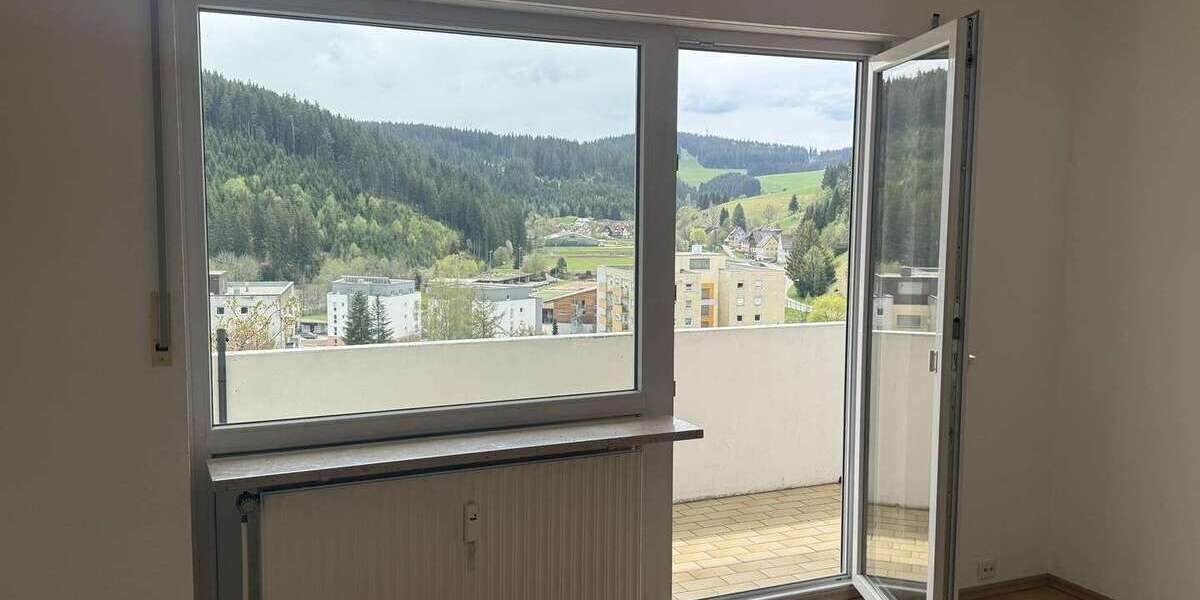 Etagenwohnung Furtwangen - 3 Zimmer, 84 m&sup2;, 670&euro; | Angebot:26929069