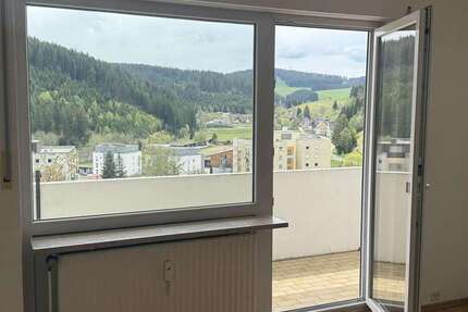 Wohnung Furtwangen - 3 Zimmer, 84 m&sup2;, 670&euro; | Angebot:26929069