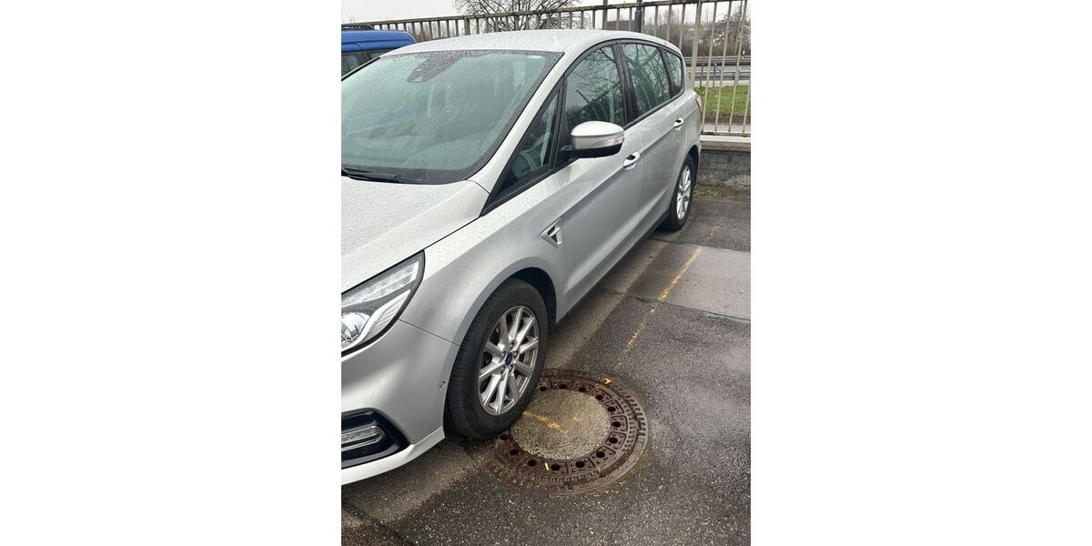Ford S-Max 228.000 km 13.000 &euro; Saarbrücken 66130