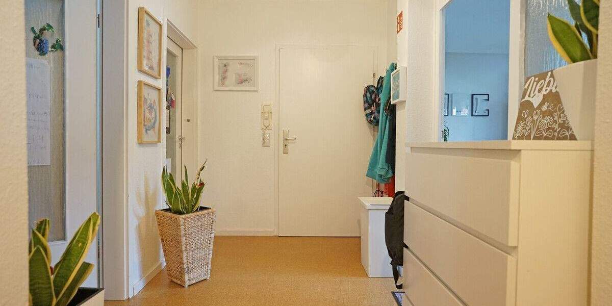 Etagenwohnung Zierenberg - 4 Zimmer, 98 m&sup2;, 139.000&euro; | Angebot:25668396